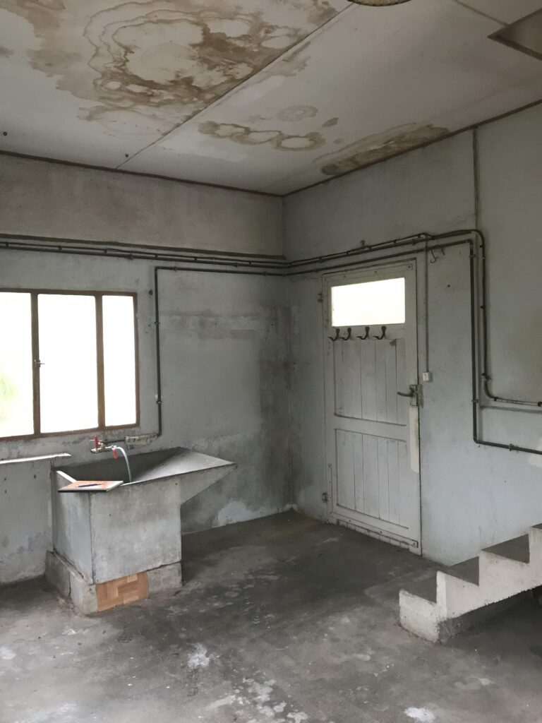 vue vers porte de service
